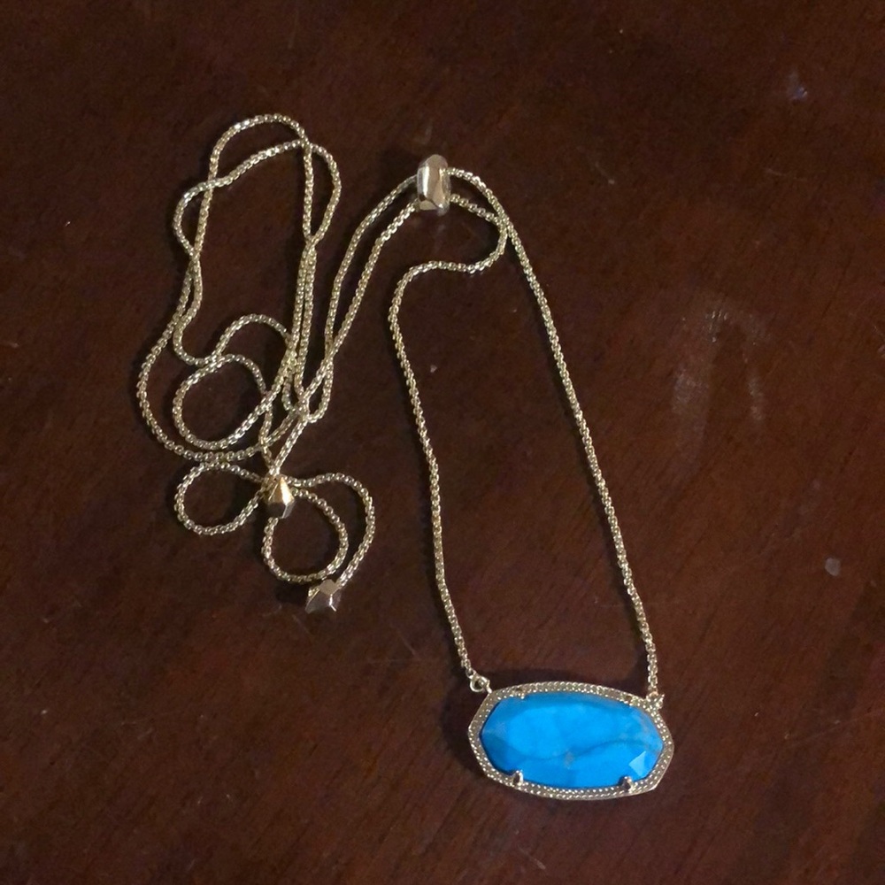 Kendra Scott Delaney necklace in aqua howlight